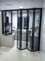 45×18 Folding Door